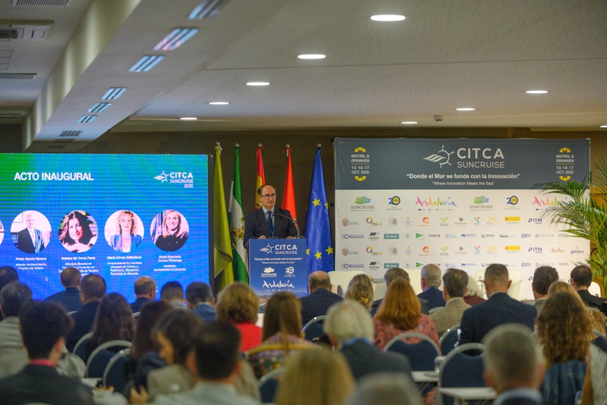 Acto inaugural de CITCA ante profesionales del sector marítimo y turístico.