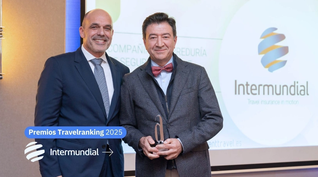 Entrega de los Premios Travelranking 2025 en un acto del sector turístico