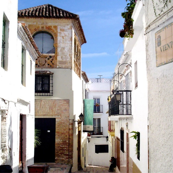 Museo del Grabado Español Contemporáneo de Marbella, sede de la exposición de Dalí